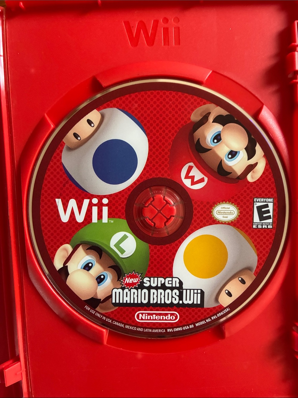 Nintendo New Super Mario Bros. Wii Red Case - Picture 3 of 4